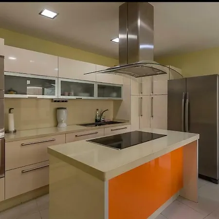 Casa Karla * Vecindario